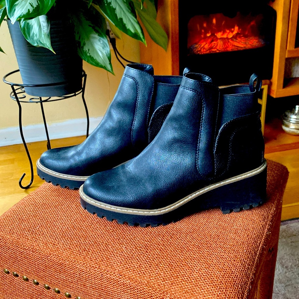 DOLCE VITA BLACK BOOTIE